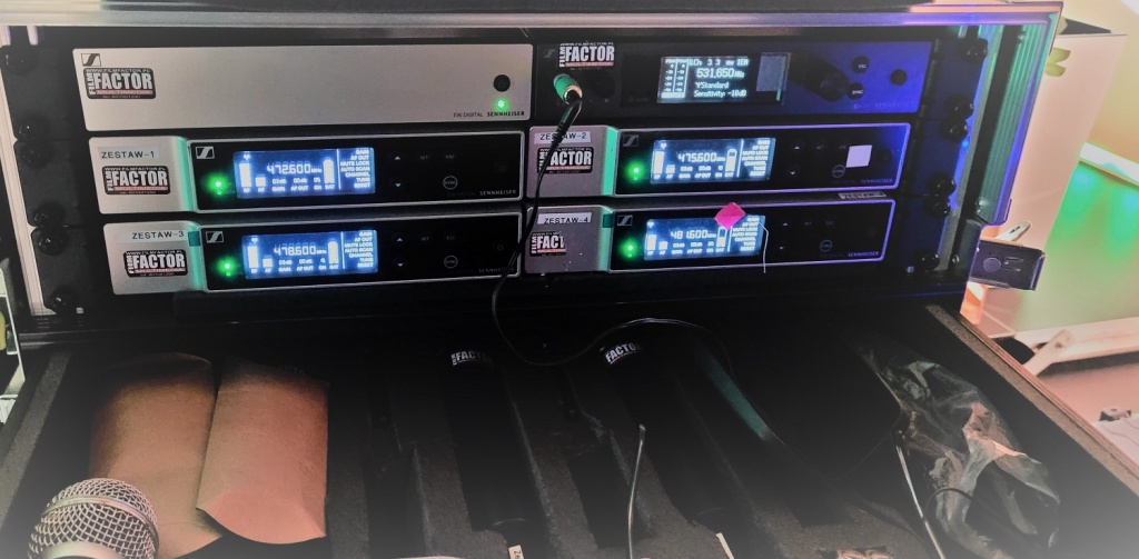 Zestaw Seenheiser EV DIGITAL z mikrofonami różnymi, spliterem antanowym i odsłucjami 